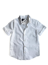 Load image into Gallery viewer, Petite Claire button up short sleeve shirt NEW (5Y)

