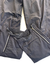 Load image into Gallery viewer, Nike trackpants (12Y/xs)
