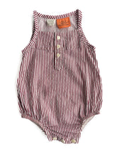 Load image into Gallery viewer, Nature baby romper (3-6M)
