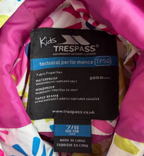 Load image into Gallery viewer, Kids trespass rain jacket (7-8Y)
