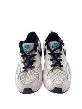 Load image into Gallery viewer, Nike shoes (1Y)
