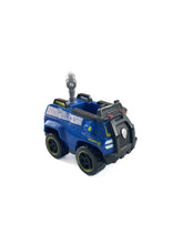 Load image into Gallery viewer, Chases vehicle
