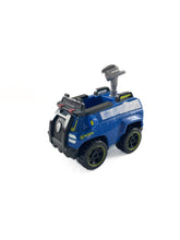 Load image into Gallery viewer, Chases vehicle
