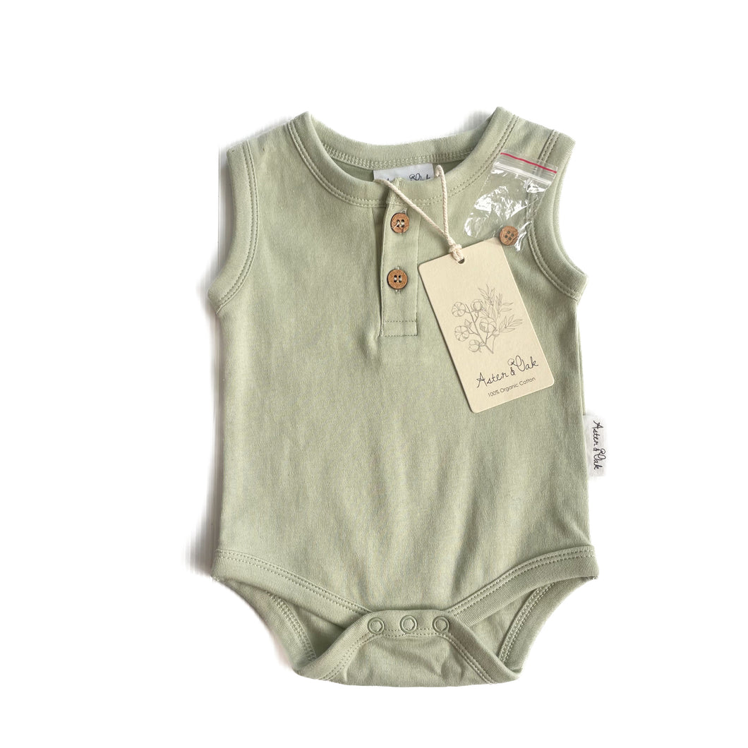 Aster & oak organic cotton bodysuit NEW (0-3M)