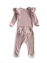 Load image into Gallery viewer, India &amp; Grace bodysuit &amp; pant set (1Y)
