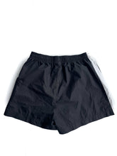 Load image into Gallery viewer, Nike shorts (14Y)
