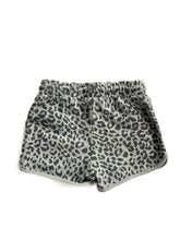 Load image into Gallery viewer, Cotton on floral shorts (2Y)
