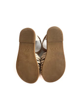 Load image into Gallery viewer, Cotton on sandals (9C)
