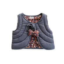 Load image into Gallery viewer, Burrow &amp; be quilted vest (1Y)
