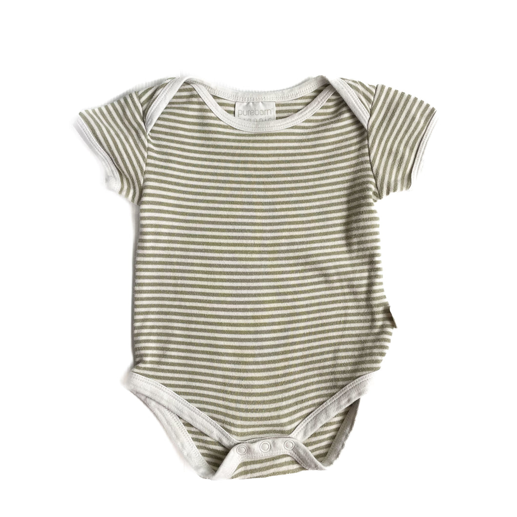 Pureborn organic bodysuit(3-6M)