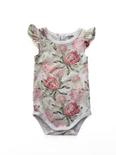 Load image into Gallery viewer, Little bees by dimples frill details bodysuit (3M)
