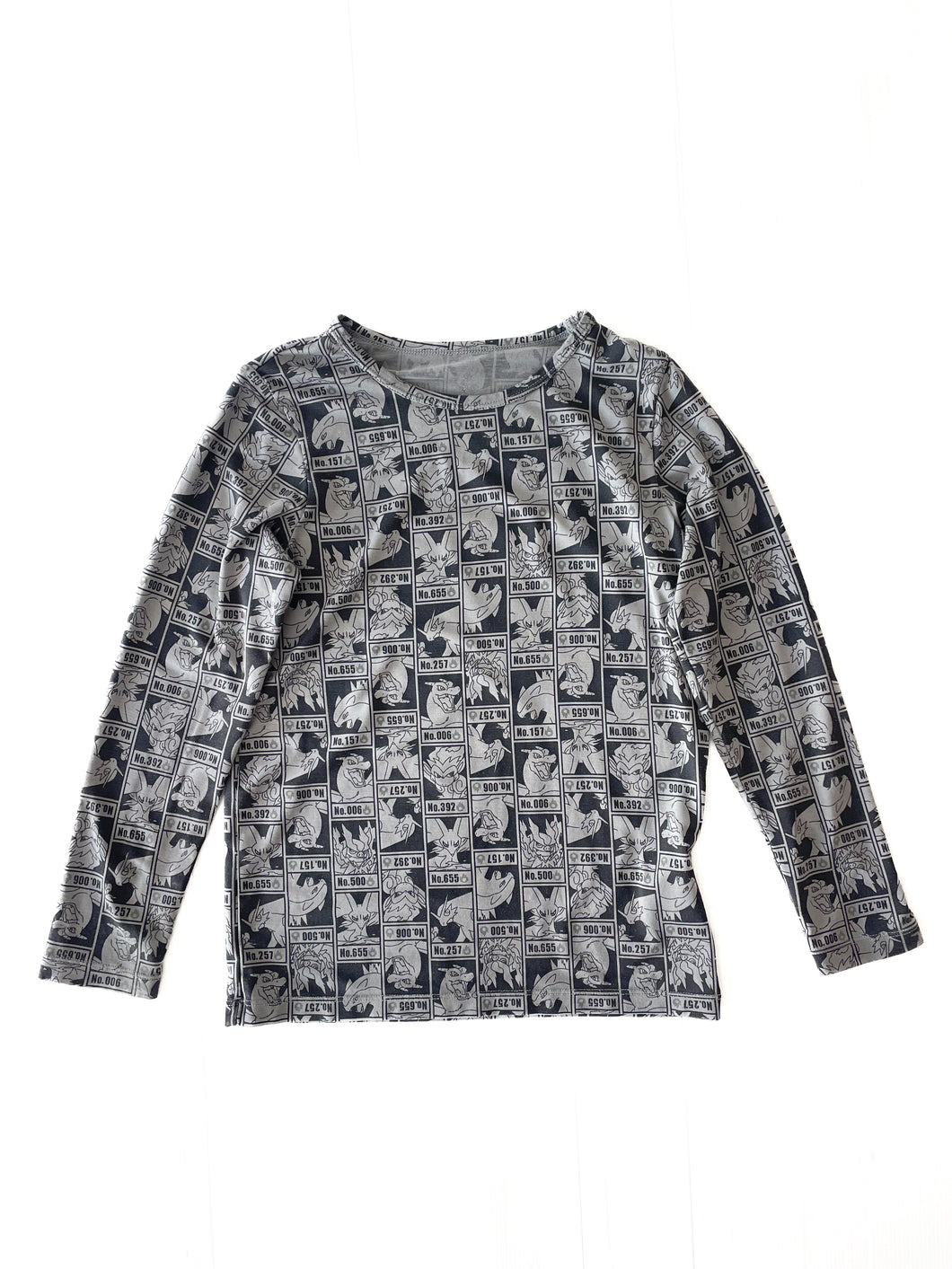 Uniqlo Pokemon long sleeve (5-6Y)