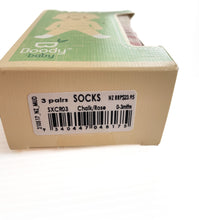 Load image into Gallery viewer, Boody baby bamboo socks NEW (0-3M)
