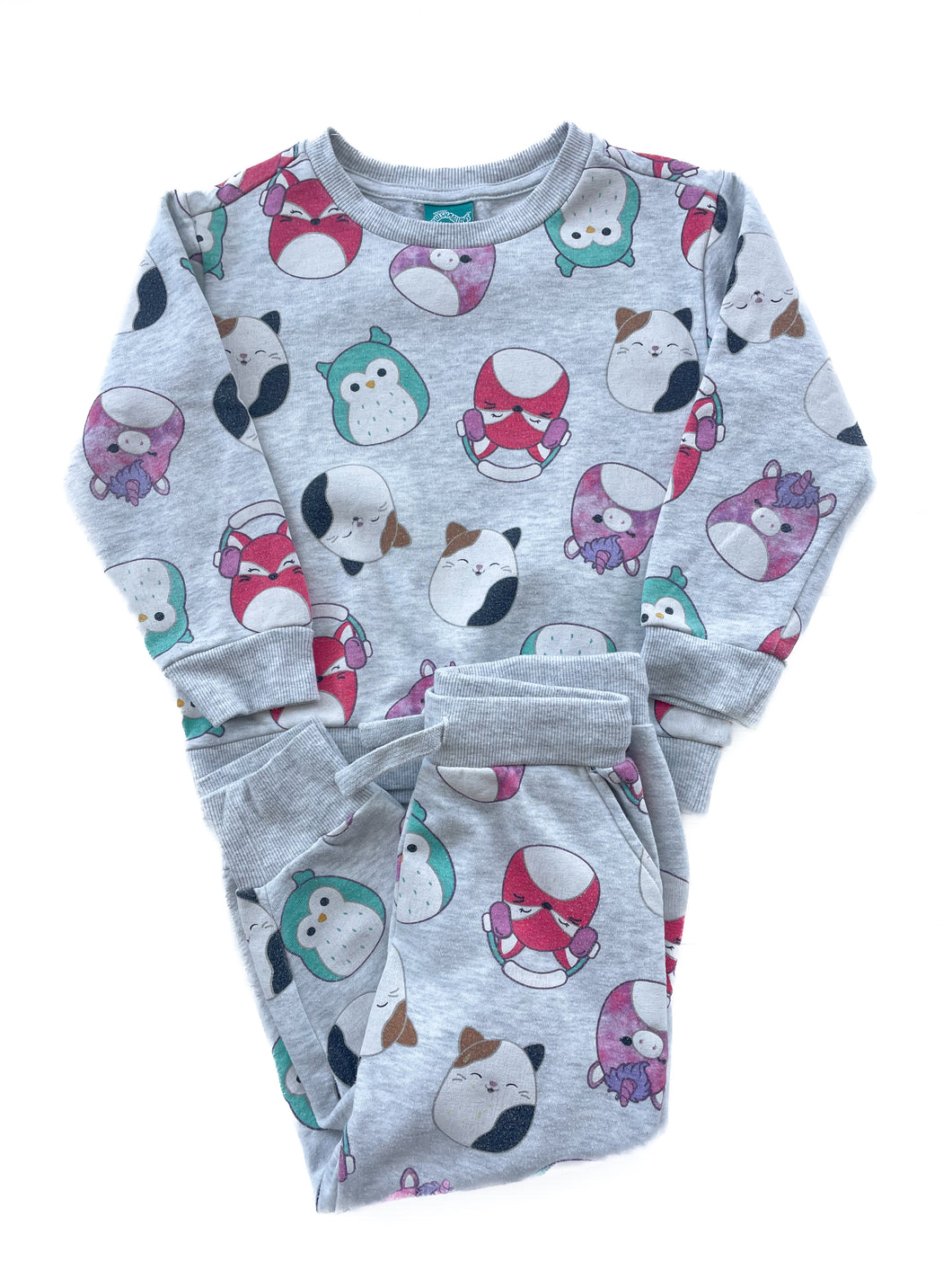 Squishmallow tracksuits (5Y)