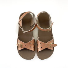 Load image into Gallery viewer, Salt water sandals (3Y)
