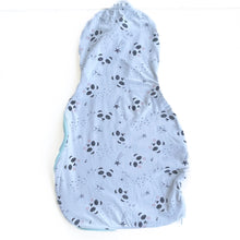 Load image into Gallery viewer, Tommee tippe swaddle (0-3M)
