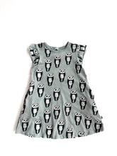 Load image into Gallery viewer, Little horn dress (4Y)
