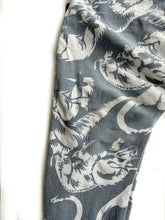 Load image into Gallery viewer, Bonds tights (6-12M)
