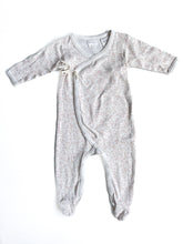 Load image into Gallery viewer, Jamie Kay onesie (0-3M)
