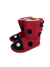 Load image into Gallery viewer, Emu ladybug merino boots (9C)
