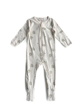 Load image into Gallery viewer, Wilson &amp; Frenchy onesie (6-12M)
