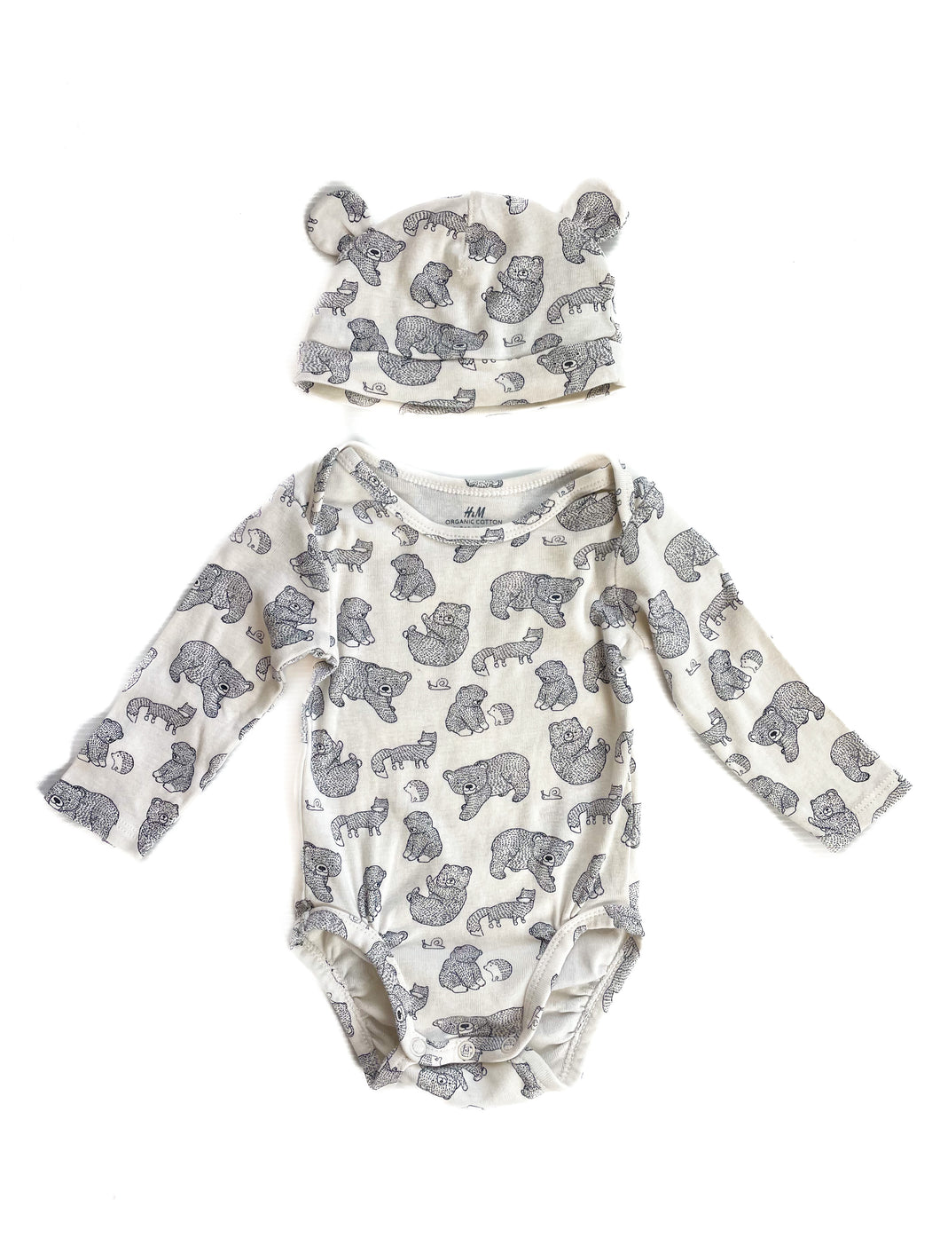 H&M organic cotton bodysuit & hat (2-4M)