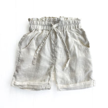 Load image into Gallery viewer, The girl club linen shorts (2-3Y)
