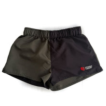 Load image into Gallery viewer, Stoney creek  shorts (14Y)
