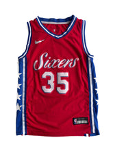 Load image into Gallery viewer, NBA sixes singlet (M)
