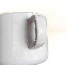 Load image into Gallery viewer, Peter rabbit cup
