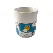 Load image into Gallery viewer, Vintage 1990 snoopy cup

