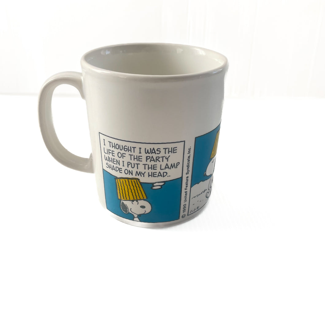 Vintage 1990 snoopy cup