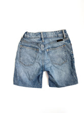 Load image into Gallery viewer, H&amp;m denim shorts (3Y)
