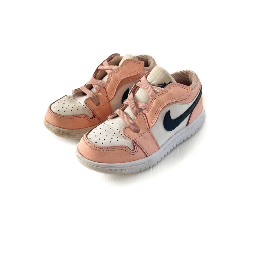 Air Jordan 1 Low (9C)