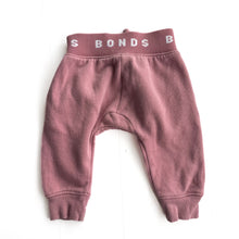 Load image into Gallery viewer, Bonds track pants (3-6M)
