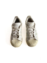 Load image into Gallery viewer, Adidas superstars (13C)
