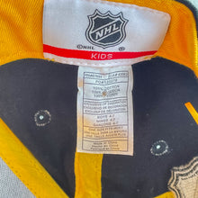 Load image into Gallery viewer, NHL Boston Bruins hat (4-7Y)
