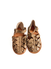 Load image into Gallery viewer, Sadie baby leather sandals NEW (6C)
