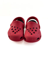 Load image into Gallery viewer, Croc clogs (5c)
