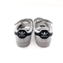 Load image into Gallery viewer, Adidas superstars (4C)
