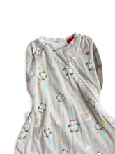 Load image into Gallery viewer, Time tippe 1.0tog swaddle (0-4M)
