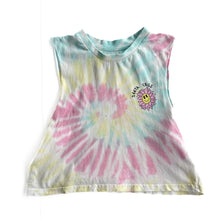 Load image into Gallery viewer, Santa Cruz cropped singlet
