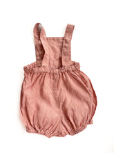 Load image into Gallery viewer, Pepi linen Nz made romper(3-6M)
