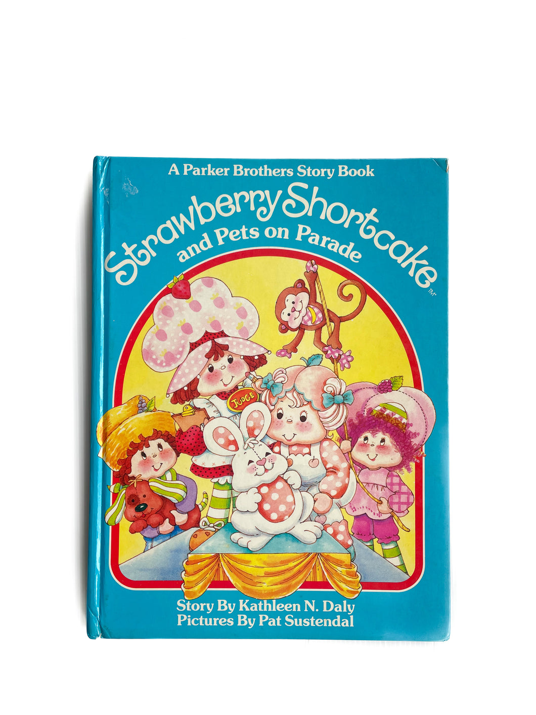 Vintage 1983 Strawberry shortcake and pets on parade