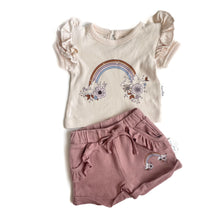 Load image into Gallery viewer, Aster &amp; Oak T-shirt &amp; shorts (3-6M)
