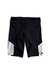 Load image into Gallery viewer, Nike bike shorts (8-10Y)
