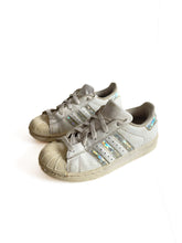Load image into Gallery viewer, Adidas superstars (13C)
