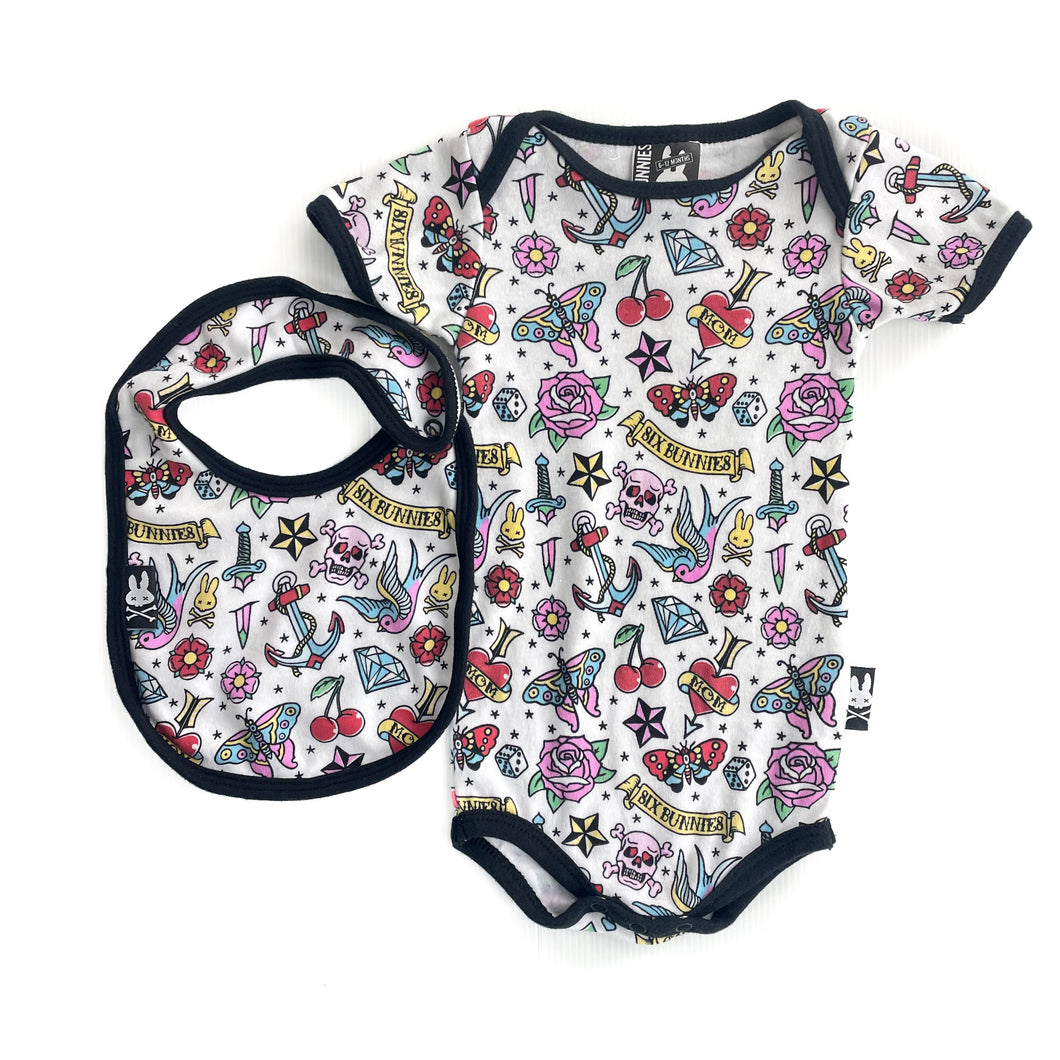 Six bunnies matching bodysuit& bib (6-12M)