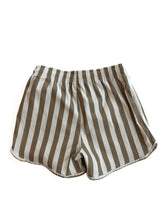 Load image into Gallery viewer, Rylee + cru board shorts (5Y)
