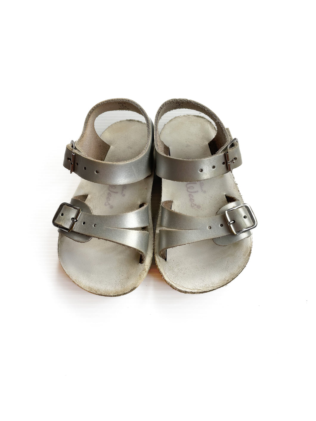 Saltwater sandals (4C)